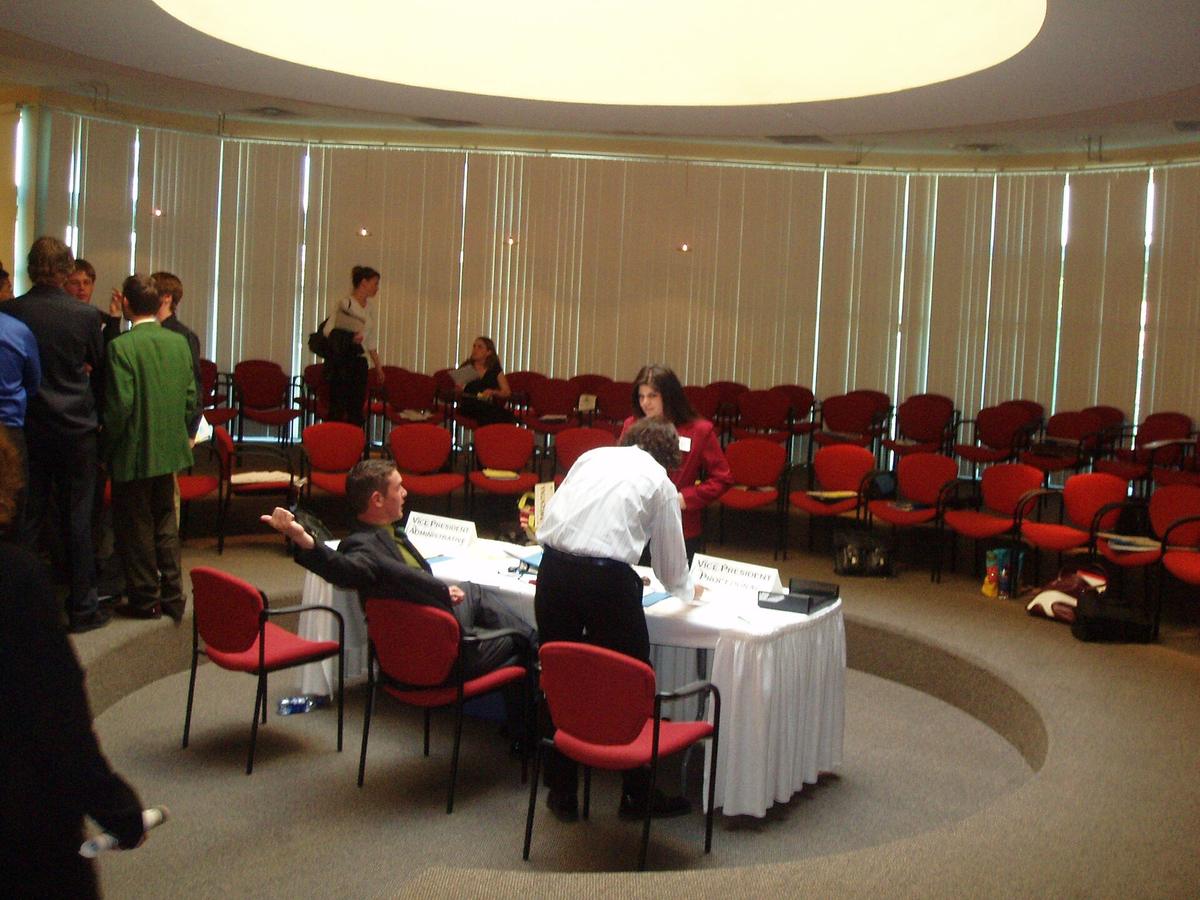 How to Earn the Outstanding Delegate Award in Model United Nations